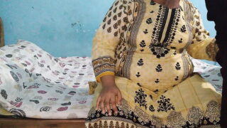 Neighbor boy Pakistani desi hot aunty Ki Chudai – Aria Mia (Hindi coda cudi)